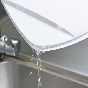 Modèle de vente chaude Spinner à salade Ustensiles de cuisine verts et blancs Spinner à salade de haute qualité Grand avec couvercle - Product Image 2