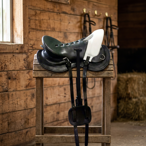 Selle d'entraînement d'intérieur professionnelle légère en cuir PU avec doublure en tissu, siège ergonomique rembourré, durable et sécurisée - Product Image 4