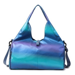 Wholesale Women's Large Capacity Gym Bag Multifunctional Yoga Duffel Zipper Portable Travel Leisure Sports Fitness Bag - Product Image 4