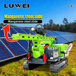 Macchina Economica per Fondamenta di Pannelli Solari con Martello Idraulico per la Posa di Pali in Acciaio sul Campo - Product Image 2