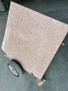 Kharda Rouge Poli Flammé Granit Résistant Aux Intempéries Éclat Longue Durée Façades De Bâtiment Élégantes Solutions De Revêtement De Sol Grande Dalle Pierre - Product Image 3