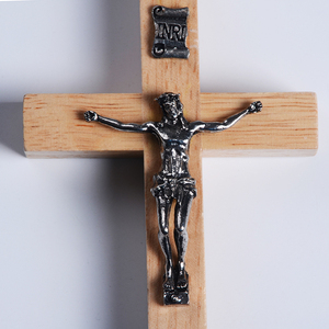 Vente chaude <span class=keywords><strong>croix</strong></span> en bois couleur personnalisée grande taille avec Alliage Crucifix <span class=keywords><strong>INRI</strong></span> Catholique en Gros <span class=keywords><strong>Croix</strong></span> En Bois - Product Image 2