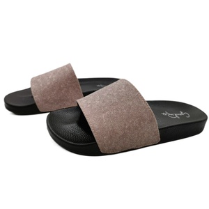 Pantofole blu con tomaia in <span class=keywords><strong>pelle</strong></span> da <span class=keywords><strong>uomo</strong></span> GRS 2021 infradito comode pantofole da bagno per doccia interna - Product Image 2