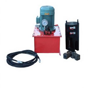 Extrusora en Frío de Conexiones de Acero Totalmente Automática Xintai con Motor y Bomba, Fabricante Portátil de Manguitos de Acero Hidráulicos - Product Image 1