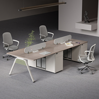 Combinaison de chaises de bureau pour personnel avec écran en forme de croix pour postes de travail 2 et 4 personnes – Design moderne et minimaliste
