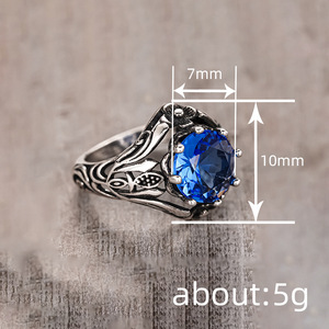 Bague texturée vintage avec pierre précieuse bleue pour femme, bijou de doigt de style gothique - Product Image 4