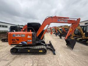 Excavadora pequeña Hitachi ZX60 original de alta calidad, pocas horas de trabajo, en perfecto estado para construcción y trabajo agrícola. - Product Image 2