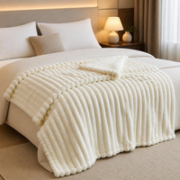 Plaid en flanelle tricotée super douce à rayures, couverture polaire côtelée épaisse et chaude pour canapé, lit, décoration de voiture de luxe 3D sculptée