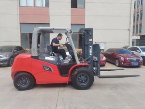 Chariot élévateur HELI 3 tonnes électrique et accessoires pour chariot élévateur, chariot élévateur électrique HELI 5 tonnes, 3,5 tonnes, 1,5, 2 tonnes, 5 tonnes - Product Image 5