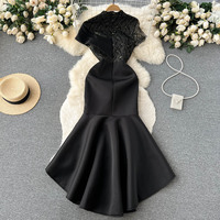 Robe de soirée sirène asymétrique à manches courtes en dentelle brodée pour femme