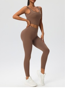 Nouveau design de gros <span class=keywords><strong>ensemble</strong></span> 2 pièces de yoga de haute qualité pour femmes ensembles de fitness avec logo personnalisé pour la salle de sport - Product Image 6