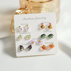 ต่างหูเม็ดกลมเรซินที่ไม่ซ้ำใครใส่ได้ทั้งชายและหญิงสีสันสดใสตลกๆดีไซน์รูปทรงเรขาคณิตพร้อมฝาปิดสำหรับเด็กผู้หญิงตัวเล็ก - Product Image 5