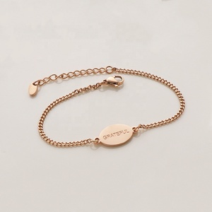 Bracelet chaîne fine en or avec message de gratitude gravé, réglable, bijou significatif, cadeau pour femme - Product Image 2