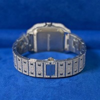 Reloj de Diamantes Moissanite Estilo Japonés de Exportación India para Atuendos Casuales y de Calle, Disponible al Mejor Precio