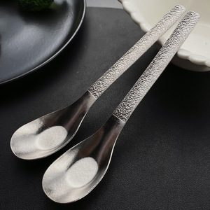 Cuchara de titanio puro con diseño de flor de hielo, ligera, portátil, duradera, estilo retro, para uso en el hogar, hotel, camping al aire libre - Product Image 2