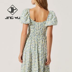 Vestido de Playa de Diseño de Fábrica, Mangas Abullonadas, Cuello Cuadrado Plisado, Vestido Floral, Vestido Maxi de Rayón Voile 100% Personalizado - Product Image 5