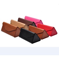 Étui à lunettes de soleil pliable triangulaire en cuir PU personnalisé, pochette souple pour lunettes avec logo personnalisé, housse pliable pour lunettes de soleil