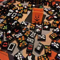 Jeu de tuiles de mahjong américain en acrylique de qualité supérieure, style dessiné à la main pour Halloween, jeu de loisirs de table, personnalisation du logo et de la taille possible