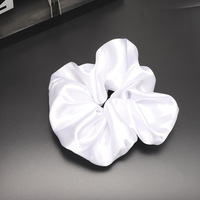 Scrunchie Satin Mengkilap Ukuran Besar, Seperti Sutra, Ikat Rambut Jumbo dari Kain Elastis untuk Gaya Rambut Sehari-hari yang Trendi