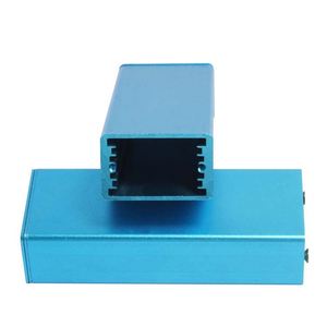 Caja de Control Remoto Electrónico Industrial Personalizada OEM, Carcasa de Extrusión de Aleación de Aluminio EBM, Recubrimiento en Polvo IP54 - Product Image 3