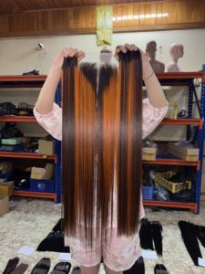 Vente en gros de tissages de cheveux humains vietnamiens 100% cheveux vierges Remy Extensions de cheveux naturels lisses et ondulés pour les acheteurs mondiaux - Product Image 2