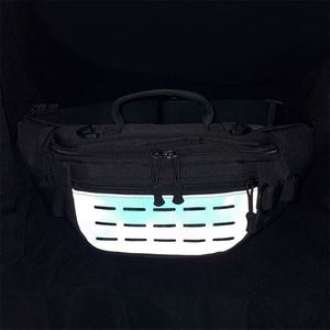 Sac de poitrine polyvalent pour homme, idéal pour les activités de plein air comme la course à pied, le cyclisme et la pêche, avec compartiment pour téléphone - Product Image 3