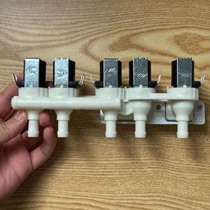 Valve d'entrée d'eau Ge Wh23x29553 en plastique électrique pour machines à laver, durable - Product Image 2