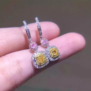 Orecchini pendenti lunghi con pietre scintillanti multicolori per donna, eleganti gioielli pendenti per le orecchie - Product Image 1