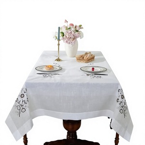 Nappes brodées florales pour la cuisine Tissu décoratif sans plis avec résistance aux taches facile à entretenir - Product Image 1
