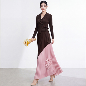 Women's Eco-Friendly Vintage Elegant Floor-Length Plus Size <b>Dress</b> Woven Pleated Ruffles Beading V-Neck Belt Anti-Wrinkle Color - Product Image 2