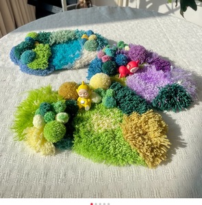 Venta al por mayor de posavasos de <span class=keywords><strong>ganchillo</strong></span> tejidos a mano con pestillo enganchado azul verde <span class=keywords><strong>musgo</strong></span> con pompón flores y plantas decorativas hechas a mano - Product Image 5