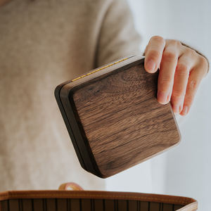 Custom Logo da viaggio portatile piccolo quadrato nero legno noce scatola di immagazzinaggio gioielli per collane anelli orecchini - Product Image 5