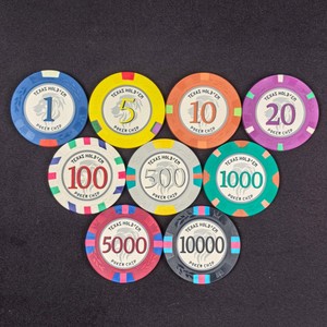 Jetons <span class=keywords><strong>de</strong></span> poker en céramique personnalisés en gros, motif couronne <span class=keywords><strong>de</strong></span> lauriers à 3 couronnes gravée, 12g 43mm, pour salle <span class=keywords><strong>de</strong></span> poker Texas Hold'em - Product Image 1