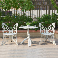 Ensemble de meubles de patio portables d'extérieur avec des chaises en forme de papillon et une table à fleurs, ensemble de bistrot en aluminium moulé pour le jardin