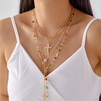 Collier croix vintage orné de diamants pour femme, personnalisé, à plusieurs couches, longue chaîne, pendentif pompon, en alliage de zinc
