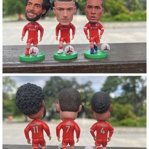 Salah, Mané, Van Dijk, statuette di stelle del calcio, modellini decorativi, peluche, souvenir per tifosi - Product Image 1