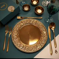 Assiettes de Présentation Élégantes 13 Pouces en PP/PS Durables et Personnalisables – Dorées, Haute Qualité, Design Classique pour Mariages et Réceptions