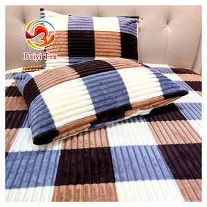 Oem ODM nhà dệt ấm cúng ấm áp <span class=keywords><strong>flannel</strong></span> lông cừu chăn khác nhau in thiết kế sọc 3pcs tấm ga trải giường ném chăn đặt - Product Image 3