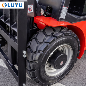 รถยกสำหรับพื้นที่ขรุขระแบบใหม่เอี่ยม ขนาด 3 ตัน 3.5 ตัน ระบบขับเคลื่อน 2 ล้อ และ 4 ล้อ พร้อมระบบเลื่อนด้านข้าง ความสูงยก 3000 มม.-7000 มม. ตัวเลือกเสาสำหรับยกตู้คอนเทนเนอร์ - Product Image 6