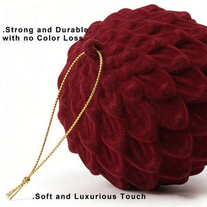 Bolas de Navidad Grandes de Terciopelo Rojo, Verde y Marrón, Bolas de Navidad de Terciopelo Flocado de 15 Pulgadas, Adornos Colgantes para Árbol - Product Image 2