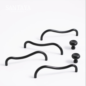 Poignées minimalistes en laiton noir ultra-minces anti-éclaboussures pour portes <span class=keywords><strong>de</strong></span> placards et <span class=keywords><strong>de</strong></span> armoires - Product Image 2