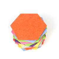 Panneaux muraux acoustiques hexagonaux 3D modernes en fibre de polyester autocollants avec design 3D pour la décoration des salles et des chambres