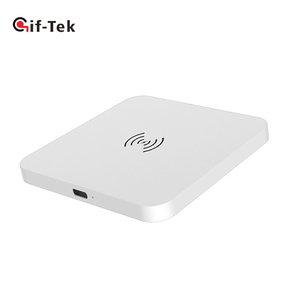 Nhà Máy Bán buôn thẻ vuông Loại Logo tùy chỉnh Bộ sạc điện thoại không dây siêu mỏng xách tay thẻ phong cách sạc không dây - Product Image 1