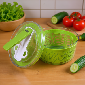 Essoreuse à salade Zyliss Swift Dry 3L en plastique avec couvercle et poignée pour la préparation de salades fraîches - Product Image 3