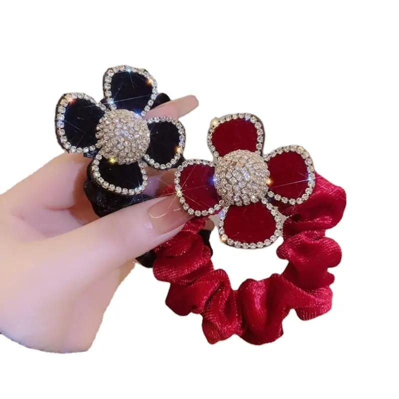 Hot selling autumn and winter red vintage velvet diamond bow elegant high quality hair accessories for women