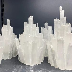 Grosir menara lampu Selenite kristal alami kualitas tinggi - Product Image 3
