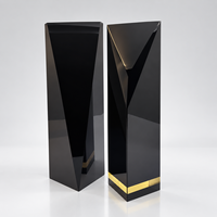 Trophée personnalisé en cristal noir, design géométrique moderne à colonnes facettes, gravure laser personnalisée, reconnaissance d'entreprise