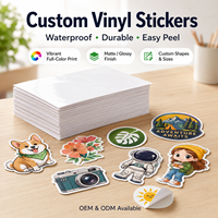 Autocollants en vinyle personnalisés, durables, écologiques, imperméables, découpés à la forme, pour bouteille d'eau, ordinateur portable, finition mate ou brillante, couleur pleine, logo pour petite entreprise