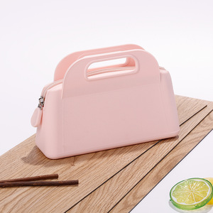 กระเป๋าถือซิลิโคนกันน้ำ กระเป๋าเครื่องสำอางซิลิโคน ขายตรงจากโรงงาน - Product Image 4