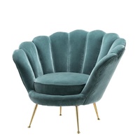 Fauteuils d'appoint modernes pour salon, avec structure en métal doré laiton, revêtement en velours, design coquille de muschel